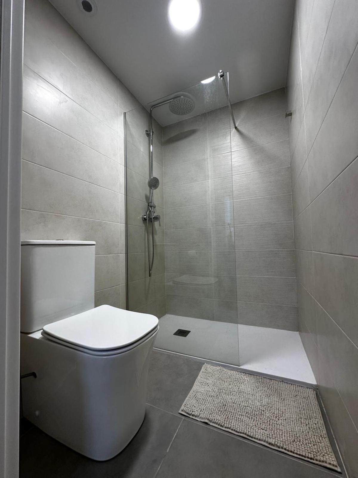 Black Rock Loft Apartment Madrid Bagian luar foto